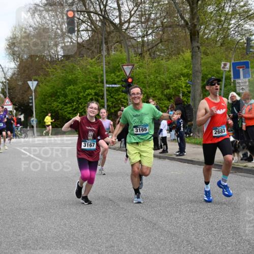 12.04.2026 - 45. Internationalen Wilhelmsburger Insellauf J. Mangold http://msf.ph/oto/9510245 12.04.2026 12:59:58 Ziel 3999, 5183, 5863, 5550, 5074, 5467, 3972, 2984, 2063, 2735, 5657, 4782, 2117, 2683, 4983, 3403, 4530, 5107, 5120, 2291, 5104, 5670, 5145, 5669, 3212, 3167, 3318, 3314, 3165, 3165, 4698, 4962, 5798, 4074, 5828, 5610, 5083, 4410, 4410, 3378 meine-sportfotos.de
