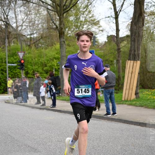 12.04.2026 - 45. Internationalen Wilhelmsburger Insellauf J. Mangold http://msf.ph/oto/9510293 12.04.2026 13:00:04 Ziel 5467, 3972, 2984, 2063, 2735, 5657, 4782, 2117, 2683, 4983, 3403, 4530, 5107, 5120, 2291, 5104, 5670, 5145, 5669, 3212, 3167, 3318, 3314, 3165, 4698, 4962, 5798, 4074, 5828, 5610, 5083, 4410, 3378, 3378, 5012, 2303, 4997, 4397, 5854 meine-sportfotos.de