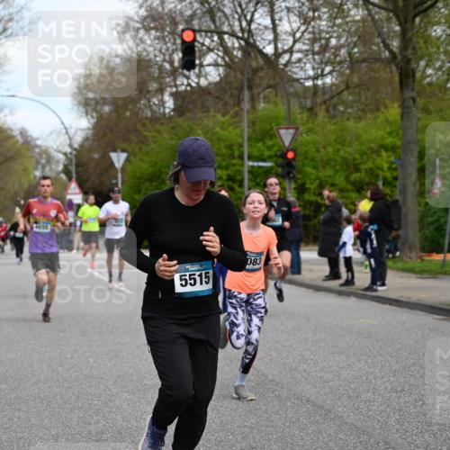 12.04.2026 - 45. Internationalen Wilhelmsburger Insellauf J. Mangold http://msf.ph/oto/9510318 12.04.2026 13:00:08 Ziel 2063, 2735, 5657, 4782, 2117, 2683, 4983, 3403, 4530, 5107, 5120, 2291, 5104, 5670, 5145, 5669, 3212, 3167, 3318, 3314, 3165, 4698, 4962, 5798, 4074, 5828, 5610, 5083, 4410, 3378, 5012, 2303, 4997, 4397, 5854, 5737, 5412, 4826 meine-sportfotos.de