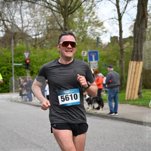 12.04.2026 - 45. Internationalen Wilhelmsburger Insellauf J. Mangold http://msf.ph/oto/9510365 12.04.2026 13:00:13 Ziel 2683, 4983, 3403, 4530, 5107, 5120, 2291, 5104, 5670, 5145, 5669, 3212, 3167, 3318, 3314, 3165, 4698, 4962, 5798, 4074, 5828, 5610, 5083, 4410, 3378, 5012, 2303, 4997, 4397, 2303, 4997, 4397, 5854, 5737, 5412, 4826, 3136, 4098, 4468, 2964, 5311 meine-sportfotos.de