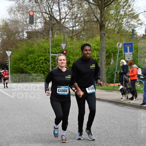 12.04.2026 - 45. Internationalen Wilhelmsburger Insellauf J. Mangold http://msf.ph/oto/9510402 12.04.2026 13:00:20 Ziel 3212, 3167, 3318, 3314, 3165, 4698, 4962, 5798, 4074, 5828, 5610, 5083, 4410, 3378, 5012, 2303, 4997, 4397, 5854, 5737, 5412, 4826, 5412, 4826, 3136, 4098, 4468, 2964, 5311, 4707, 4696, 5777, 3166, 4702, 4407 meine-sportfotos.de