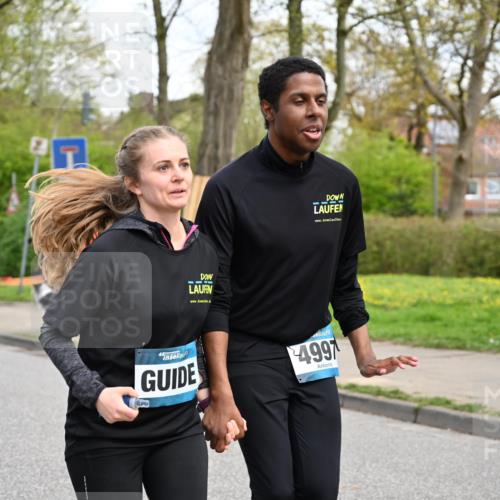 12.04.2026 - 45. Internationalen Wilhelmsburger Insellauf J. Mangold http://msf.ph/oto/9510418 12.04.2026 13:00:21 Ziel 3167, 3318, 3314, 3165, 4698, 4962, 5798, 4074, 5828, 5610, 5083, 4410, 3378, 5012, 2303, 4997, 4397, 5854, 5737, 5412, 4826, 3136, 4098, 3136, 4098, 4468, 2964, 5311, 4707, 4696, 5777, 3166, 4702, 4407, 4827 meine-sportfotos.de
