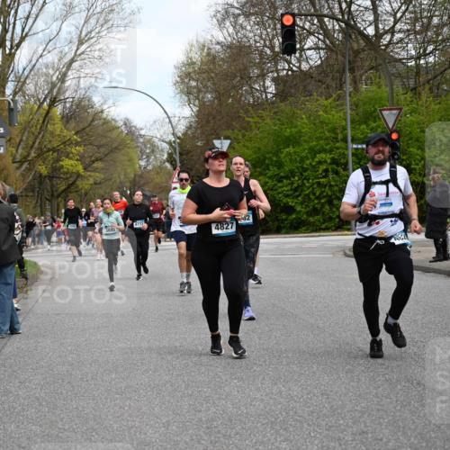 12.04.2026 - 45. Internationalen Wilhelmsburger Insellauf J. Mangold http://msf.ph/oto/9510530 12.04.2026 13:00:42 Ziel 5012, 2303, 4997, 4397, 5854, 5737, 5412, 4826, 3136, 4098, 4468, 2964, 5311, 4707, 4696, 5777, 5777, 3166, 4702, 4407, 4827, 4622, 5799, 4537, 4538, 4830, 4354, 4772, 4830, 4354, 4772, 4355, 5106, 4332, 5765, 4944, 4546, 5485, 4625, 4637, 3436, 3437, 2578, 4937, 5135, 5186, 4765, 5167 meine-sportfotos.de