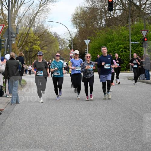 12.04.2026 - 45. Internationalen Wilhelmsburger Insellauf J. Mangold http://msf.ph/oto/9510623 12.04.2026 13:00:54 Ziel 5737, 5412, 4826, 3136, 4098, 4468, 2964, 5311, 4707, 4696, 5777, 3166, 4702, 4407, 4827, 4622, 5799, 4537, 4538, 4830, 4354, 4772, 4830, 4354, 4772, 4355, 5106, 4332, 5765, 4944, 4546, 5485, 4625, 4637, 3436, 3437, 2578, 4937, 5135, 5186, 4765, 5167, 5167, 4869, 5636, 3954, 5182, 4778, 5692, 4644, 4925, 5351, 5140, 4965, 3154, 4754, 4890, 4888, 4889, 5349, 3726, 5679 meine-sportfotos.de