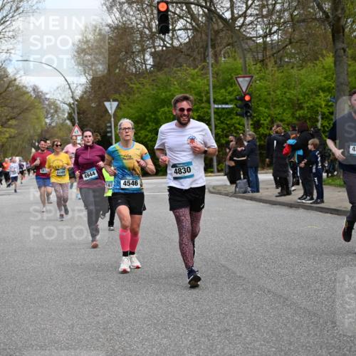 12.04.2026 - 45. Internationalen Wilhelmsburger Insellauf J. Mangold http://msf.ph/oto/9510681 12.04.2026 13:01:01 Ziel 4468, 2964, 5311, 4707, 4696, 5777, 3166, 4702, 4407, 4827, 4622, 5799, 4537, 4538, 4830, 4354, 4772, 4355, 5106, 4332, 5765, 4944, 4546, 5485, 4625, 4637, 3436, 3437, 2578, 4937, 3437, 2578, 4937, 5135, 5186, 4765, 5167, 4869, 5636, 3954, 5182, 4778, 5692, 4644, 4925, 5351, 5140, 4965, 4965, 3154, 4754, 4890, 4888, 4889, 5349, 3726, 5679, 5472, 5807, 5782, 4666, 5781, 5796, 2675 meine-sportfotos.de