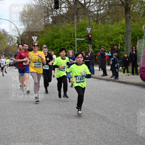 12.04.2026 - 45. Internationalen Wilhelmsburger Insellauf J. Mangold http://msf.ph/oto/9510705 12.04.2026 13:01:04 Ziel 4696, 5777, 3166, 4702, 4407, 4827, 4622, 5799, 4537, 4538, 4830, 4354, 4772, 4355, 5106, 4332, 5765, 4944, 4546, 5485, 4625, 4637, 3436, 3437, 2578, 4937, 5135, 5186, 4765, 5186, 4765, 5167, 4869, 5636, 3954, 5182, 4778, 5692, 4644, 4925, 5351, 5140, 4965, 3154, 4754, 4890, 4888, 4889, 5349, 3726, 4890, 4888, 4889, 5349, 3726, 5679, 5472, 5807, 5782, 4666, 5781, 5796, 2675, 2736 meine-sportfotos.de