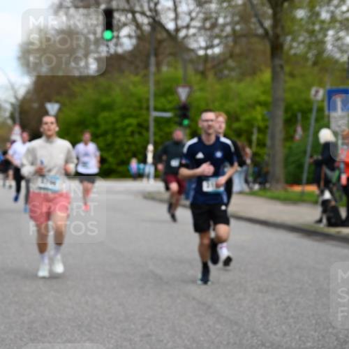 12.04.2026 - 45. Internationalen Wilhelmsburger Insellauf J. Mangold http://msf.ph/oto/9510800 12.04.2026 13:01:21 Ziel 5765, 4944, 4546, 5485, 4625, 4637, 3436, 3437, 2578, 4937, 5135, 5186, 4765, 5167, 4869, 5636, 3954, 5182, 4778, 5692, 4644, 4925, 5351, 5140, 4965, 3154, 4754, 4890, 4888, 4889, 5349, 3726, 5679, 5472, 5807, 5807, 5782, 4666, 5781, 5796, 2675, 2736, 3995, 5188, 5852, 3626, 5409, 5059, 2083, 5176 meine-sportfotos.de