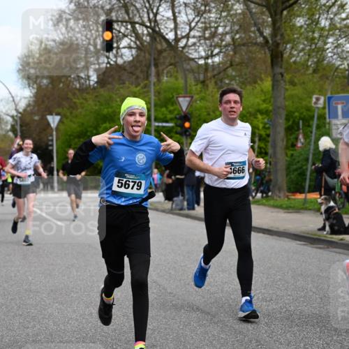 12.04.2026 - 45. Internationalen Wilhelmsburger Insellauf J. Mangold http://msf.ph/oto/9510829 12.04.2026 13:01:25 Ziel 4625, 4637, 3436, 3437, 2578, 4937, 5135, 5186, 4765, 5167, 4869, 5636, 3954, 5182, 4778, 5692, 4644, 4925, 5351, 5140, 4965, 3154, 4754, 4890, 4888, 4889, 5349, 3726, 5679, 5472, 5807, 5782, 4666, 5781, 5796, 2675, 5796, 2675, 2736, 3995, 5188, 5188, 5852, 3626, 5409, 5059, 2083, 5176, 4423, 2185 meine-sportfotos.de
