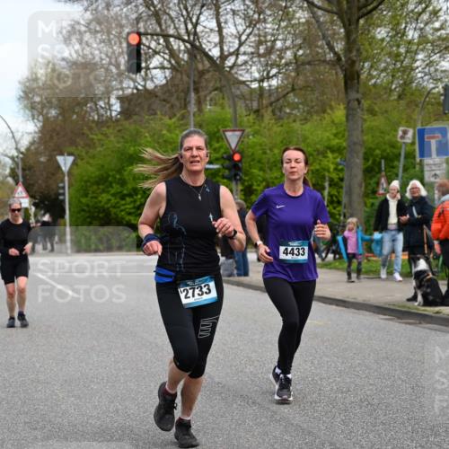 12.04.2026 - 45. Internationalen Wilhelmsburger Insellauf J. Mangold http://msf.ph/oto/9510984 12.04.2026 13:01:48 Ziel 5796, 2675, 2736, 3995, 5188, 5852, 3626, 5409, 5059, 2083, 5176, 4423, 2185, 5100, 4422, 2733, 4433, 2738, 3129, 3616, 3616, 5181, 5117, 3663, 5540, 5137, 4527, 4606, 5455, 4817, 4818, 4966, 2278, 2292, 2057, 5068, 3858, 3859, 4525, 4072, 2086, 5827, 4310, 4308 meine-sportfotos.de