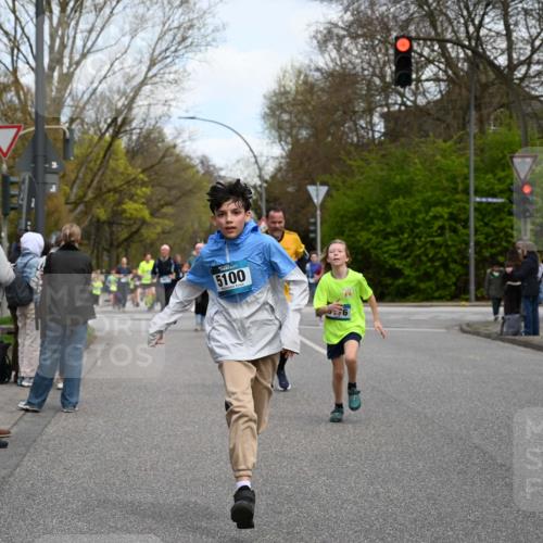 12.04.2026 - 45. Internationalen Wilhelmsburger Insellauf J. Mangold http://msf.ph/oto/9510996 12.04.2026 13:01:53 Ziel 2736, 3995, 5188, 5852, 3626, 5409, 5059, 2083, 5176, 4423, 2185, 5100, 4422, 4422, 2733, 4433, 2738, 3129, 3616, 5181, 5117, 3663, 5540, 5137, 4527, 4606, 5455, 4527, 4606, 5455, 4817, 4818, 4966, 2278, 2292, 2057, 5068, 3858, 3859, 4525, 4072, 2086, 5827, 4310, 4308, 5165, 4584, 5123 meine-sportfotos.de