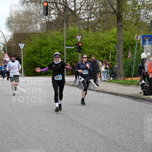 12.04.2026 - 45. Internationalen Wilhelmsburger Insellauf J. Mangold http://msf.ph/oto/9511196 12.04.2026 13:02:23 Ziel 3129, 3616, 5181, 5117, 3663, 5540, 5137, 4527, 4606, 5455, 4817, 4818, 4966, 2278, 2292, 2057, 5068, 3858, 3859, 4525, 4072, 2086, 5827, 4310, 4308, 5165, 4584, 5123, 5177, 5178, 5658, 4235, 3128, 5175, 3510, 4618, 4617, 4990, 3170, 4719, 4854, 3761, 4253, 5022, 4239, 3618, 3784, 5329, 5330, 4099, 4576, 4100, 2023, 5091, 5072, 5061, 4858, 5730, 4760, 5197, 5077, 5151, 4805, 4797, 4123, 4650 meine-sportfotos.de