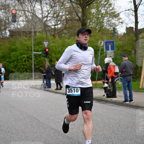 12.04.2026 - 45. Internationalen Wilhelmsburger Insellauf J. Mangold http://msf.ph/oto/9511235 12.04.2026 13:02:27 Ziel 5181, 5117, 3663, 5540, 5137, 4527, 4606, 5455, 4817, 4818, 4966, 2278, 2292, 2057, 5068, 3858, 3859, 4525, 4072, 2086, 5827, 4310, 4308, 5165, 4584, 5123, 5177, 5178, 5658, 4235, 3128, 5175, 3510, 4618, 4617, 4990, 3170, 4719, 4854, 3761, 4253, 5022, 4253, 5022, 4239, 3618, 3784, 5329, 5330, 4099, 4576, 4100, 2023, 5091, 5072, 5061, 4858, 5730, 4760, 5197, 5077, 5151, 4805, 4797, 4123, 4650, 5162, 4816, 3454, 3062 meine-sportfotos.de
