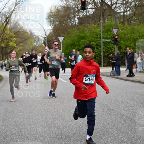 12.04.2026 - 45. Internationalen Wilhelmsburger Insellauf J. Mangold http://msf.ph/oto/9511239 12.04.2026 13:02:27 Ziel 5181, 5117, 3663, 5540, 5137, 4527, 4606, 5455, 4817, 4818, 4966, 2278, 2292, 2057, 5068, 3858, 3859, 4525, 4072, 2086, 5827, 4310, 4308, 5165, 4584, 5123, 5177, 5178, 5658, 4235, 3128, 5175, 3510, 4618, 4617, 4990, 3170, 4719, 4854, 3761, 4253, 5022, 4253, 5022, 4239, 3618, 3784, 5329, 5330, 4099, 4576, 4100, 2023, 5091, 5072, 5061, 4858, 5730, 4760, 5197, 5077, 5151, 4805, 4797, 4123, 4650, 5162, 4816, 3454, 3062 meine-sportfotos.de