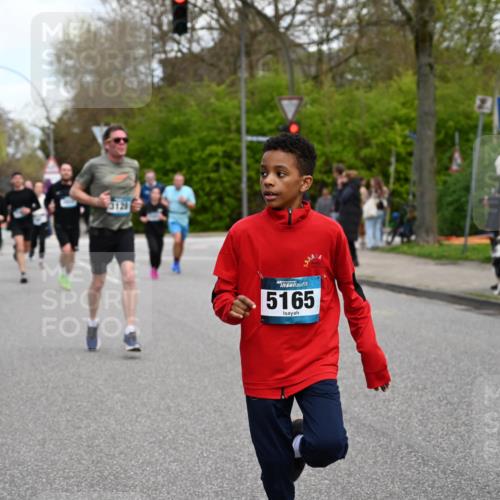 12.04.2026 - 45. Internationalen Wilhelmsburger Insellauf J. Mangold http://msf.ph/oto/9511244 12.04.2026 13:02:28 Ziel 5181, 5117, 3663, 5540, 5137, 4527, 4606, 5455, 4817, 4818, 4966, 2278, 2292, 2057, 5068, 3858, 3859, 4525, 4072, 2086, 5827, 4310, 4308, 5165, 4584, 5123, 5177, 5178, 5658, 4235, 3128, 5175, 3510, 4618, 4617, 4990, 3170, 4719, 4854, 3761, 4253, 5022, 4239, 3618, 4239, 3618, 3784, 5329, 5330, 4099, 4576, 4100, 2023, 5091, 5072, 5061, 4858, 5730, 4760, 5197, 5077, 5151, 5077, 5151, 4805, 4797, 4123, 4650, 5162, 4816, 3454, 3062, 4523, 2704 meine-sportfotos.de