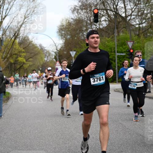 12.04.2026 - 45. Internationalen Wilhelmsburger Insellauf J. Mangold http://msf.ph/oto/9511278 12.04.2026 13:02:33 Ziel 2278, 2292, 2057, 5068, 3858, 3859, 4525, 4072, 2086, 5827, 4310, 4308, 5165, 4584, 5123, 5177, 5178, 5658, 4235, 3128, 5175, 3510, 4618, 4617, 4990, 3170, 4719, 4854, 3761, 4253, 5022, 4239, 3618, 3784, 5329, 5330, 4099, 4576, 4100, 2023, 5091, 5072, 5061, 4858, 5730, 4760, 5197, 5077, 5151, 4805, 4797, 4123, 4650, 4650, 5162, 4816, 3454, 3062, 4523, 2704, 4413, 5428, 2938, 5116, 4267, 2939, 5138, 3489 meine-sportfotos.de