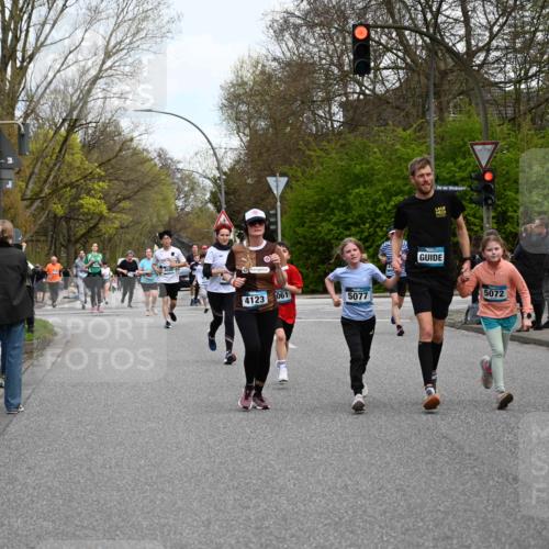 12.04.2026 - 45. Internationalen Wilhelmsburger Insellauf J. Mangold http://msf.ph/oto/9511306 12.04.2026 13:02:36 Ziel 4072, 2086, 5827, 4310, 4308, 5165, 4584, 5123, 5177, 5178, 5658, 4235, 3128, 5175, 3510, 4618, 4617, 4990, 3170, 4719, 4854, 3761, 4253, 5022, 4239, 3618, 3784, 5329, 5330, 4099, 4576, 4100, 2023, 5091, 5072, 5061, 4858, 5730, 4760, 5197, 5077, 5151, 4805, 4797, 4123, 4650, 5162, 4816, 5162, 4816, 3454, 3062, 4523, 2704, 4413, 5428, 2938, 5116, 4267, 2939, 5138, 3489, 5683 meine-sportfotos.de