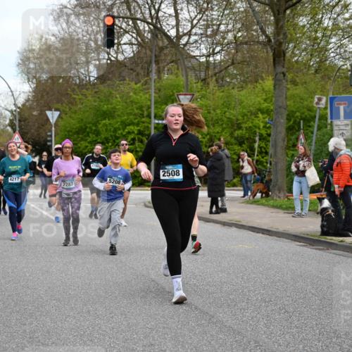 12.04.2026 - 45. Internationalen Wilhelmsburger Insellauf J. Mangold http://msf.ph/oto/9511492 12.04.2026 13:03:12 Ziel 5162, 4816, 3454, 3062, 4523, 2704, 4413, 5428, 2938, 5116, 4267, 2939, 5138, 3489, 5683, 5436, 3313, 5470, 4743, 4323, 3962, 3652, 2642, 4780, 5063, 2508, 5200, 5208, 4842, 2287, 4843, 4526, 5475, 2007, 3523, 4217, 5433, 4217, 5433, 5430, 5105, 2580, 2412, 5448, 5150, 5668, 5198, 4372, 3737, 3736, 4373, 3883, 5662, 5252, 4032 meine-sportfotos.de
