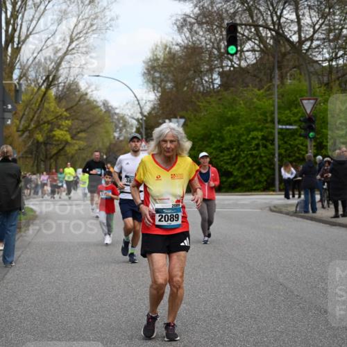 12.04.2026 - 45. Internationalen Wilhelmsburger Insellauf J. Mangold http://msf.ph/oto/9511609 12.04.2026 13:03:35 Ziel 2642, 4780, 5063, 2508, 5200, 5208, 4842, 2287, 4843, 4526, 5475, 2007, 3523, 4217, 5433, 5430, 5105, 2580, 2412, 5448, 5150, 5668, 5198, 4372, 3737, 3736, 4373, 3883, 5662, 5252, 5252, 4032, 4345, 2369, 3768, 5155, 4226, 5250, 4247, 2715, 4260, 3034, 5469, 2128, 5667, 2089, 3870, 5193, 2307, 5257 meine-sportfotos.de
