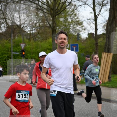 12.04.2026 - 45. Internationalen Wilhelmsburger Insellauf J. Mangold http://msf.ph/oto/9511637 12.04.2026 13:03:40 Ziel 5063, 2508, 5200, 5208, 4842, 2287, 4843, 4526, 5475, 2007, 3523, 4217, 5433, 5430, 5105, 2580, 2412, 5448, 5150, 5668, 5198, 4372, 3737, 3736, 4373, 3883, 5662, 5252, 4032, 4345, 2369, 2369, 3768, 5155, 4226, 5250, 4247, 2715, 4260, 3034, 5469, 2128, 5667, 2089, 3870, 3870, 5193, 2307, 5257, 4647, 5565, 4600, 5474, 4653, 5420, 5599, 5620 meine-sportfotos.de