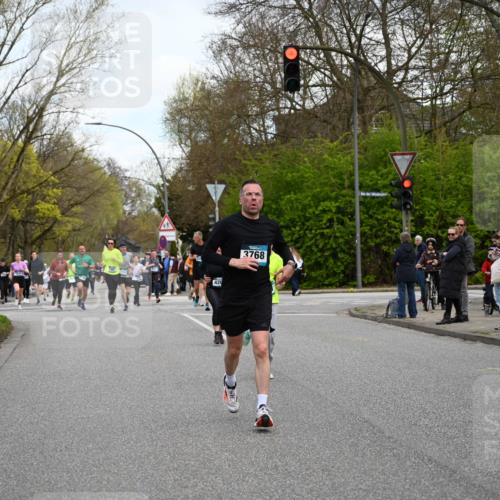 12.04.2026 - 45. Internationalen Wilhelmsburger Insellauf J. Mangold http://msf.ph/oto/9511641 12.04.2026 13:03:41 Ziel 2508, 5200, 5208, 4842, 2287, 4843, 4526, 5475, 2007, 3523, 4217, 5433, 5430, 5105, 2580, 2412, 5448, 5150, 5668, 5198, 4372, 3737, 3736, 4373, 3883, 5662, 5252, 4032, 4345, 2369, 3768, 5155, 3768, 5155, 4226, 5250, 4247, 2715, 4260, 3034, 5469, 2128, 5667, 2089, 3870, 5193, 2307, 5257, 4647, 5565, 4600, 5474, 4653, 5420, 5599, 5620, 4951, 4115 meine-sportfotos.de