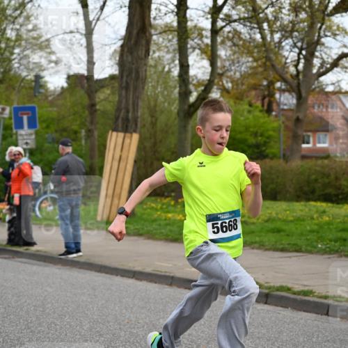 12.04.2026 - 45. Internationalen Wilhelmsburger Insellauf J. Mangold http://msf.ph/oto/9511658 12.04.2026 13:03:42 Ziel 5200, 5208, 4842, 2287, 4843, 4526, 5475, 2007, 3523, 4217, 5433, 5430, 5105, 2580, 2412, 5448, 5150, 5668, 5198, 4372, 3737, 3736, 4373, 3883, 5662, 5252, 4032, 4345, 2369, 3768, 5155, 4226, 5250, 4247, 2715, 4260, 3034, 5469, 2128, 5667, 2089, 3870, 5193, 5193, 2307, 5257, 4647, 5565, 4600, 5474, 4653, 5420, 5599, 5620, 4951, 4115 meine-sportfotos.de