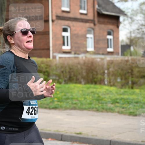 12.04.2026 - 45. Internationalen Wilhelmsburger Insellauf J. Mangold http://msf.ph/oto/9511680 12.04.2026 13:03:46 Ziel 4843, 4526, 5475, 2007, 3523, 4217, 5433, 5430, 5105, 2580, 2412, 5448, 5150, 5668, 5198, 4372, 3737, 3736, 4373, 3883, 5662, 5252, 4032, 4345, 2369, 3768, 5155, 4226, 5250, 4247, 2715, 4260, 3034, 3034, 5469, 2128, 5667, 2089, 3870, 5193, 2307, 5257, 5257, 4647, 5565, 4600, 5474, 4653, 5420, 5599, 5620, 4951, 4115, 4351, 4125 meine-sportfotos.de
