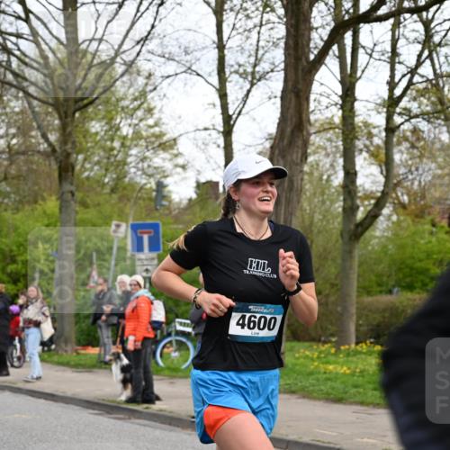 12.04.2026 - 45. Internationalen Wilhelmsburger Insellauf J. Mangold http://msf.ph/oto/9511832 12.04.2026 13:04:12 Ziel 5469, 2128, 5667, 2089, 3870, 5193, 2307, 5257, 4647, 5565, 4600, 5474, 4653, 5420, 5599, 5620, 4951, 4115, 4351, 4125, 5248, 5064, 4048, 5423, 5066, 5458, 5728, 5724, 2798, 2798, 5088, 5864, 3964, 2891, 4314, 5096, 5808, 5477 meine-sportfotos.de