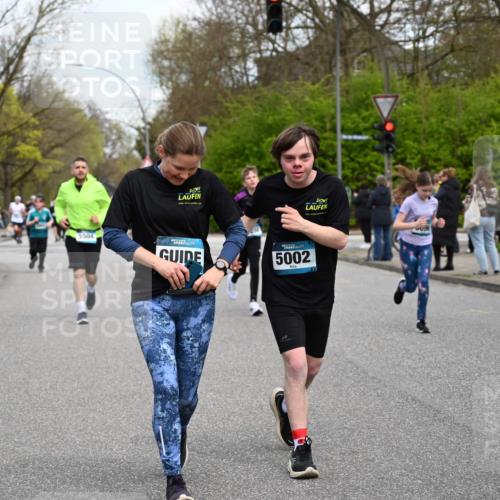 12.04.2026 - 45. Internationalen Wilhelmsburger Insellauf J. Mangold http://msf.ph/oto/9511963 12.04.2026 13:04:41 Ziel 5064, 4048, 5423, 5066, 5458, 5728, 5724, 2798, 5088, 5864, 3964, 2891, 4314, 5096, 5808, 5477, 3068, 5144, 5002, 5427, 4610, 5128, 5098, 5235, 5234, 5504, 2139, 3001, 2443, 5862, 5110, 4892, 5862, 5110, 4892, 5752, 3817, 5580, 2433, 5102 meine-sportfotos.de