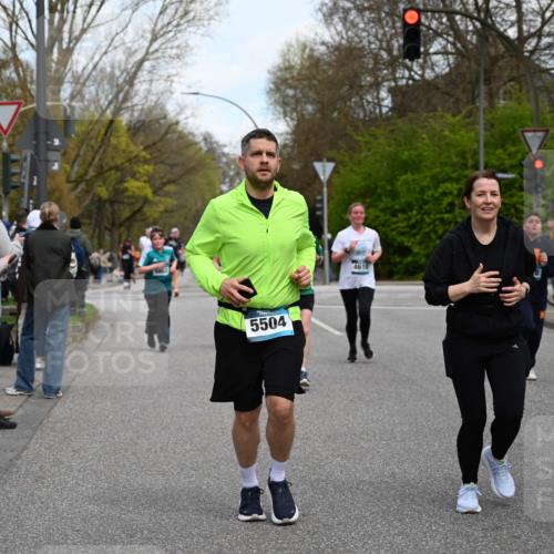 12.04.2026 - 45. Internationalen Wilhelmsburger Insellauf J. Mangold http://msf.ph/oto/9511981 12.04.2026 13:04:44 Ziel 4048, 5423, 5066, 5458, 5728, 5724, 2798, 5088, 5864, 3964, 2891, 4314, 5096, 5808, 5477, 3068, 5144, 5002, 5427, 4610, 5128, 5098, 5235, 5234, 5504, 2139, 3001, 2443, 5862, 5110, 4892, 5752, 5752, 3817, 5580, 2433, 5102, 5295, 3025, 3030 meine-sportfotos.de