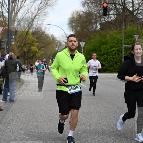 12.04.2026 - 45. Internationalen Wilhelmsburger Insellauf J. Mangold http://msf.ph/oto/9511984 12.04.2026 13:04:44 Ziel 4048, 5423, 5066, 5458, 5728, 5724, 2798, 5088, 5864, 3964, 2891, 4314, 5096, 5808, 5477, 3068, 5144, 5002, 5427, 4610, 5128, 5098, 5235, 5234, 5504, 2139, 3001, 2443, 5862, 5110, 4892, 5752, 5752, 3817, 5580, 2433, 5102, 5295, 3025, 3030 meine-sportfotos.de