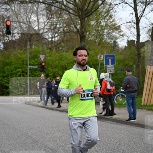 12.04.2026 - 45. Internationalen Wilhelmsburger Insellauf J. Mangold http://msf.ph/oto/9512230 12.04.2026 13:05:25 Ziel 3817, 5580, 2433, 5102, 5295, 3025, 3030, 5476, 4105, 3934, 5597, 5249, 5263, 5414, 4126, 3782, 3164, 4452, 4775, 5486, 4619, 3316, 4219, 5848, 2922, 3032, 4391, 5323, 4432, 4236 meine-sportfotos.de