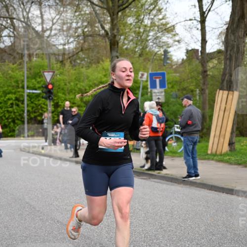 12.04.2026 - 45. Internationalen Wilhelmsburger Insellauf J. Mangold http://msf.ph/oto/9512243 12.04.2026 13:05:27 Ziel 5580, 2433, 5102, 5295, 3025, 3030, 5476, 4105, 3934, 5597, 5249, 5263, 5414, 4126, 3782, 3164, 4452, 4775, 5486, 4619, 3316, 4219, 5848, 2922, 3032, 4391, 5323, 4432, 4236, 5677 meine-sportfotos.de