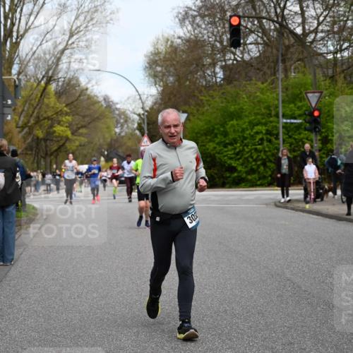 12.04.2026 - 45. Internationalen Wilhelmsburger Insellauf J. Mangold http://msf.ph/oto/9512295 12.04.2026 13:05:36 Ziel 3934, 5597, 5249, 5263, 5414, 4126, 3782, 3164, 4452, 4775, 5486, 4619, 3316, 4219, 5848, 2922, 3032, 4391, 5323, 4432, 4236, 5677, 4507, 4638, 4010, 4011, 5719, 4092, 4819, 5588, 2335, 4897, 2584, 3591, 5859 meine-sportfotos.de