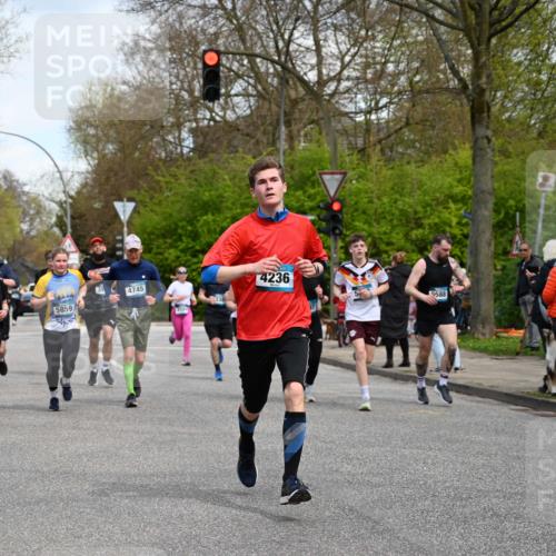 12.04.2026 - 45. Internationalen Wilhelmsburger Insellauf J. Mangold http://msf.ph/oto/9512405 12.04.2026 13:06:01 Ziel 2922, 3032, 4391, 5323, 4432, 4236, 5677, 4507, 4638, 4010, 4011, 5719, 4092, 4819, 5588, 2335, 4897, 2584, 3591, 5859, 4657, 4006, 5218, 4133, 3264, 4091, 3278, 3877, 3943, 3804, 3270, 2008, 3611, 5210, 5210, 4234, 4705, 4745, 3869, 3866, 2536, 4510, 4078, 4641, 4821, 4408, 3862, 4248, 4044, 5354 meine-sportfotos.de