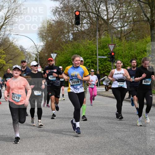 12.04.2026 - 45. Internationalen Wilhelmsburger Insellauf J. Mangold http://msf.ph/oto/9512424 12.04.2026 13:06:02 Ziel 2922, 3032, 4391, 5323, 4432, 4236, 5677, 4507, 4638, 4010, 4011, 5719, 4092, 4819, 5588, 2335, 4897, 2584, 3591, 5859, 4657, 4006, 4657, 4006, 5218, 4133, 3264, 4091, 3278, 3877, 3943, 3804, 3270, 2008, 3611, 5210, 4234, 4705, 4745, 3869, 3866, 2536, 4510, 4078, 4641, 4821, 4408, 3862, 4248, 4044, 5354, 5587 meine-sportfotos.de