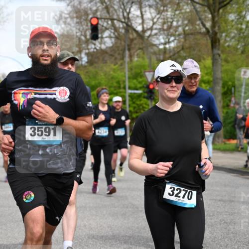 12.04.2026 - 45. Internationalen Wilhelmsburger Insellauf J. Mangold http://msf.ph/oto/9512449 12.04.2026 13:06:05 Ziel 2922, 3032, 4391, 5323, 4432, 4236, 5677, 4507, 4638, 4010, 4011, 5719, 4092, 4819, 5588, 2335, 4897, 2584, 3591, 5859, 4657, 4006, 5218, 4133, 3264, 3264, 4091, 3278, 3877, 3943, 3804, 3270, 2008, 3611, 5210, 4234, 4705, 4234, 4705, 4745, 3869, 3866, 2536, 4510, 4078, 4641, 4821, 4408, 3862, 4248, 4044, 5354, 5587, 4122, 5665, 4280, 5132, 5203, 4496 meine-sportfotos.de