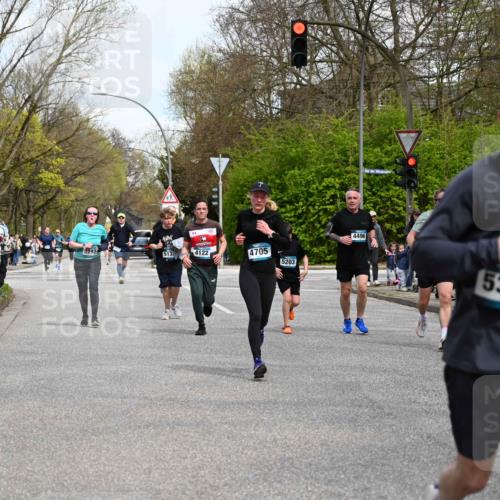 12.04.2026 - 45. Internationalen Wilhelmsburger Insellauf J. Mangold http://msf.ph/oto/9512555 12.04.2026 13:06:25 Ziel 4657, 4006, 5218, 4133, 3264, 4091, 3278, 3877, 3943, 3804, 3270, 2008, 3611, 5210, 4234, 4705, 4745, 3869, 3866, 2536, 4510, 4078, 4641, 4821, 4408, 3862, 4248, 4044, 5354, 5587, 4122, 5665, 4280, 5132, 5203, 4496, 2804, 4479, 4114, 4173, 4729, 4273, 3292, 5510, 4885, 4514 meine-sportfotos.de