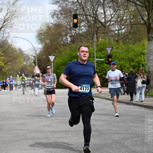 12.04.2026 - 45. Internationalen Wilhelmsburger Insellauf J. Mangold http://msf.ph/oto/9512631 12.04.2026 13:06:39 Ziel 4234, 4705, 4745, 3869, 3866, 2536, 4510, 4078, 4641, 4821, 4408, 3862, 4248, 4044, 5354, 5587, 4122, 5665, 4280, 5132, 5203, 4496, 2804, 4479, 4114, 4173, 4729, 4273, 3292, 5510, 4885, 4514, 4138, 4764, 4665, 5713, 5194, 5069, 5076, 4723, 4724, 2943, 4722, 5202, 4094, 3672, 5497, 5499, 5461 meine-sportfotos.de