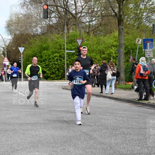 12.04.2026 - 45. Internationalen Wilhelmsburger Insellauf J. Mangold http://msf.ph/oto/9512670 12.04.2026 13:06:46 Ziel 4044, 5354, 5587, 4122, 5665, 4280, 5132, 5203, 4496, 2804, 4479, 4114, 4173, 4729, 4273, 3292, 5510, 4885, 4514, 4138, 4764, 4665, 5713, 5194, 5069, 5076, 4723, 4724, 5069, 5076, 4723, 4724, 2943, 4722, 5202, 4094, 3672, 5497, 5499, 5461, 3242, 5078, 2925 meine-sportfotos.de