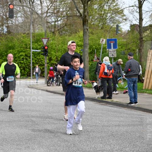 12.04.2026 - 45. Internationalen Wilhelmsburger Insellauf J. Mangold http://msf.ph/oto/9512679 12.04.2026 13:06:47 Ziel 4044, 5354, 5587, 4122, 5665, 4280, 5132, 5203, 4496, 2804, 4479, 4114, 4173, 4729, 4273, 3292, 5510, 4885, 4514, 4138, 4764, 4665, 5713, 5194, 5069, 5076, 4723, 4724, 2943, 4722, 2943, 4722, 5202, 4094, 3672, 5497, 5499, 5461, 3242, 5078, 2925, 5226, 2745, 5028 meine-sportfotos.de