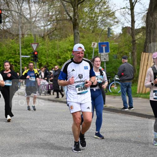 12.04.2026 - 45. Internationalen Wilhelmsburger Insellauf J. Mangold http://msf.ph/oto/9512757 12.04.2026 13:06:59 Ziel 4173, 4729, 4273, 3292, 5510, 4885, 4514, 4138, 4764, 4665, 5713, 5194, 5069, 5076, 4723, 4724, 2943, 4722, 2943, 4722, 5202, 4094, 3672, 5497, 5499, 5461, 3242, 5078, 2925, 5226, 2745, 5028, 5226, 2745, 5028, 5148, 3641, 5426, 5216, 5431, 5425 meine-sportfotos.de