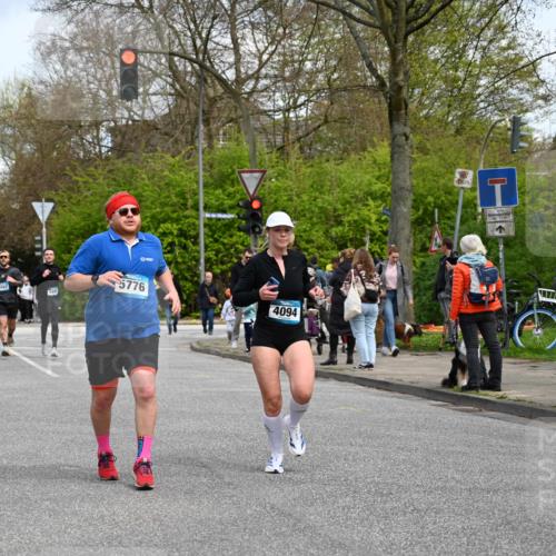 12.04.2026 - 45. Internationalen Wilhelmsburger Insellauf J. Mangold http://msf.ph/oto/9512783 12.04.2026 13:07:03 Ziel 4729, 4273, 3292, 5510, 4885, 4514, 4138, 4764, 4665, 5713, 5194, 5069, 5076, 4723, 4724, 2943, 4722, 5202, 4094, 3672, 5497, 5499, 5461, 5461, 3242, 5078, 2925, 5226, 2745, 5028, 5148, 3641, 5426, 5216, 5431, 5425, 5735, 5401 meine-sportfotos.de