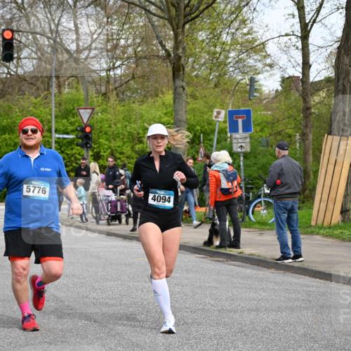 12.04.2026 - 45. Internationalen Wilhelmsburger Insellauf J. Mangold http://msf.ph/oto/9512790 12.04.2026 13:07:03 Ziel 4729, 4273, 3292, 5510, 4885, 4514, 4138, 4764, 4665, 5713, 5194, 5069, 5076, 4723, 4724, 2943, 4722, 5202, 4094, 3672, 5497, 5499, 5461, 5461, 3242, 5078, 2925, 5226, 2745, 5028, 5148, 3641, 5426, 5216, 5431, 5425, 5735, 5401 meine-sportfotos.de