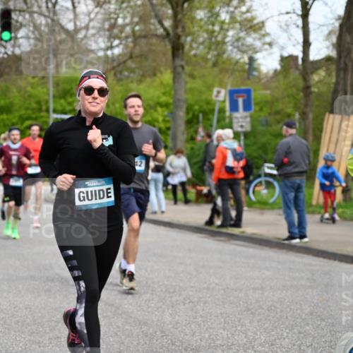 12.04.2026 - 45. Internationalen Wilhelmsburger Insellauf J. Mangold http://msf.ph/oto/9512858 12.04.2026 13:07:12 Ziel 4514, 4138, 4764, 4665, 5713, 5194, 5069, 5076, 4723, 4724, 2943, 4722, 5202, 4094, 3672, 5497, 5499, 5461, 3242, 5078, 2925, 5226, 2745, 5028, 5148, 3641, 5426, 5216, 5431, 5425, 5735, 5735, 5401, 2728, 2478, 2477, 5564, 4437, 4436, 2421, 4676, 3868, 4405, 4725, 4416, 3970, 4795 meine-sportfotos.de