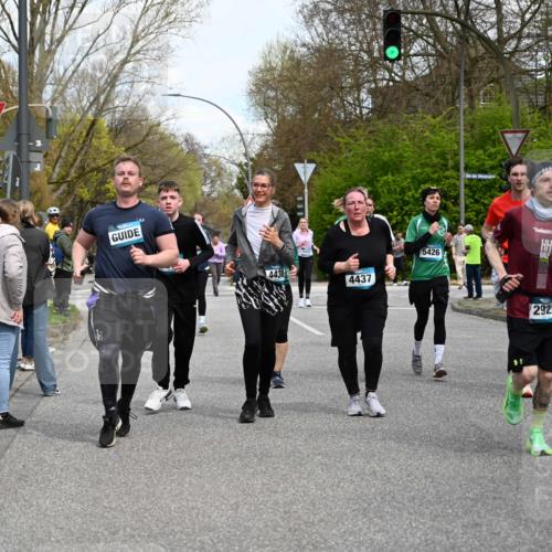 12.04.2026 - 45. Internationalen Wilhelmsburger Insellauf J. Mangold http://msf.ph/oto/9512872 12.04.2026 13:07:14 Ziel 4514, 4138, 4764, 4665, 5713, 5194, 5069, 5076, 4723, 4724, 2943, 4722, 5202, 4094, 3672, 5497, 5499, 5461, 3242, 5078, 2925, 5226, 2745, 5028, 5148, 3641, 5426, 5216, 5431, 5425, 5735, 5401, 2728, 2478, 2477, 5564, 4437, 4436, 2421, 4676, 3868, 4405, 4725, 4416, 3970, 4795 meine-sportfotos.de