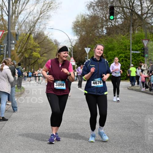 12.04.2026 - 45. Internationalen Wilhelmsburger Insellauf J. Mangold http://msf.ph/oto/9512893 12.04.2026 13:07:20 Ziel 5713, 5194, 5069, 5076, 4723, 4724, 2943, 4722, 5202, 4094, 3672, 5497, 5499, 5461, 3242, 5078, 2925, 5226, 2745, 5028, 5148, 3641, 5426, 5216, 5216, 5431, 5425, 5735, 5401, 2728, 2478, 2477, 5564, 4437, 4436, 2421, 2421, 4676, 3868, 4405, 4725, 4416, 3970, 4795, 3120, 5103, 4845, 5320 meine-sportfotos.de