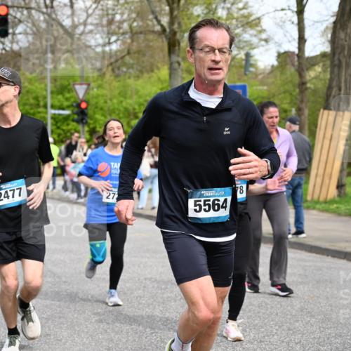 12.04.2026 - 45. Internationalen Wilhelmsburger Insellauf J. Mangold http://msf.ph/oto/9512951 12.04.2026 13:07:30 Ziel 3242, 5078, 2925, 5226, 2745, 5028, 5148, 3641, 5426, 5216, 5431, 5425, 5735, 5401, 2728, 2478, 2477, 5564, 4437, 4436, 5564, 4437, 4436, 2421, 4676, 3868, 4405, 4725, 4416, 3970, 4795, 3120, 5103, 4845, 5320, 5568, 4161, 5753, 4218, 4199, 5220, 3070, 4736, 4149 meine-sportfotos.de