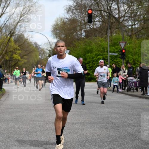 12.04.2026 - 45. Internationalen Wilhelmsburger Insellauf J. Mangold http://msf.ph/oto/9512963 12.04.2026 13:07:32 Ziel 5078, 2925, 5226, 2745, 5028, 5148, 3641, 5426, 5216, 5431, 5425, 5735, 5401, 2728, 2478, 2477, 5564, 4437, 4436, 2421, 2421, 4676, 3868, 4405, 4725, 4416, 3970, 4795, 3120, 5103, 4845, 5320, 5568, 4161, 5753, 4218, 4199, 5220, 3070, 4736, 4149, 4912 meine-sportfotos.de