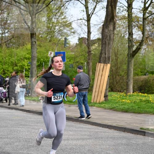 12.04.2026 - 45. Internationalen Wilhelmsburger Insellauf J. Mangold http://msf.ph/oto/9513204 12.04.2026 13:08:16 Ziel 3070, 4736, 4149, 4912, 4300, 3135, 3795, 5215, 4940, 4454, 4046, 4824, 5548, 5547, 4640, 5231, 5306, 3896, 4967, 2436, 2045, 3745, 2046, 4102, 5795, 4860, 5313, 5027, 5093, 5020, 4265, 3035, 5305, 4757, 4039, 4901, 5746, 2560 meine-sportfotos.de