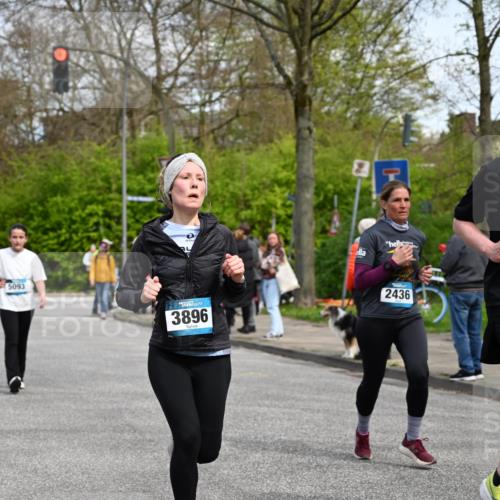 12.04.2026 - 45. Internationalen Wilhelmsburger Insellauf J. Mangold http://msf.ph/oto/9513232 12.04.2026 13:08:20 Ziel 4912, 4300, 3135, 3795, 5215, 4940, 4454, 4046, 4824, 5548, 5547, 4640, 5231, 5306, 3896, 4967, 2436, 2045, 2045, 3745, 2046, 4102, 5795, 4860, 5313, 5027, 5093, 5020, 4265, 3035, 5305, 3035, 5305, 4757, 4039, 4901, 5746, 2560, 5229, 2077, 2923 meine-sportfotos.de